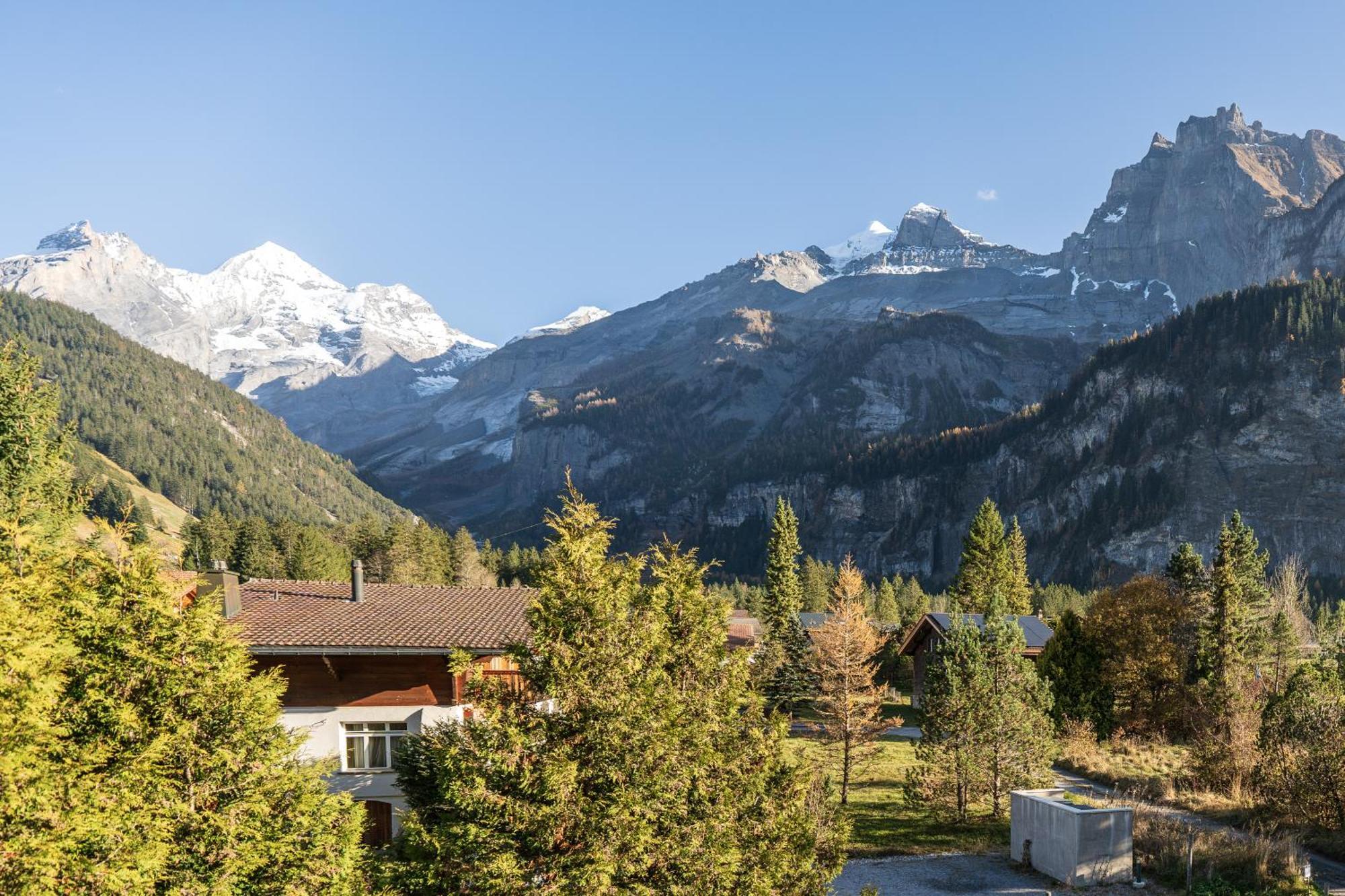 Bellevue & Classy Mountain View Apartment Kandersteg Exterior foto