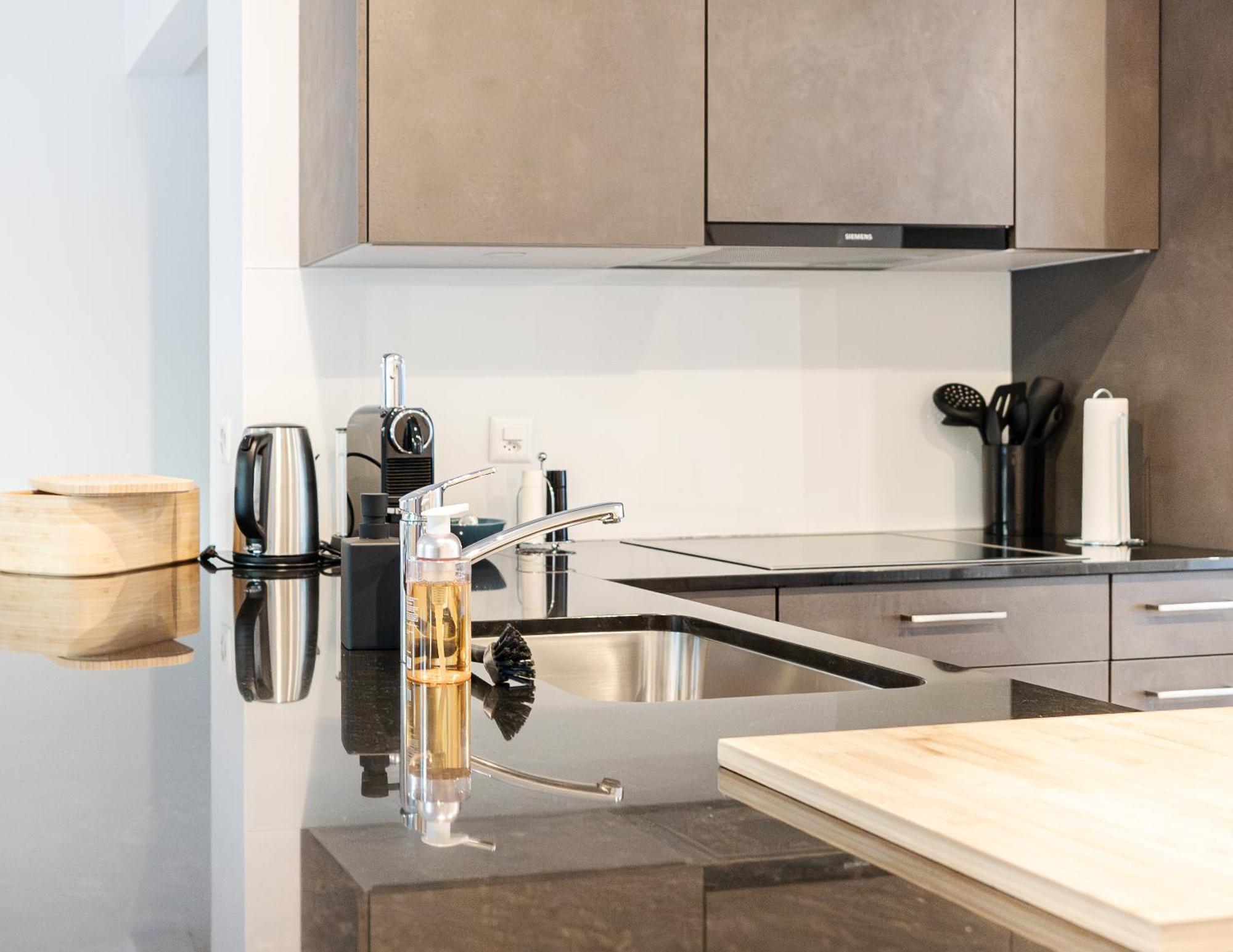 Bellevue & Classy Mountain View Apartment Kandersteg Exterior foto